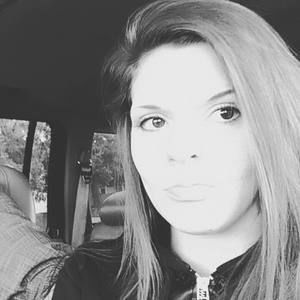 Meet your Posher, Cortnie